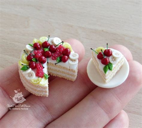 10 Magnificent Dollhouse Miniature Cakes Divine Miniatures