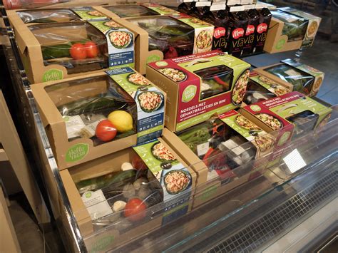 Our team has tried hello fresh many times and are well qualified to review the hello fresh service from a to z. Plus sluit alliantie met HelloFresh - Distrifood
