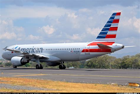 Airbus A320 214 American Airlines Aviation Photo 4956537