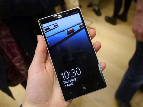The Nokia Lumia 930 Showcases A New Services Centric Listening