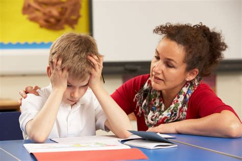 How To Help Your Child When Theyre Struggling In School Lifestyle