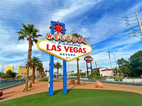 9 Best Day Trips From Las Vegas Day Trips Las Vegas Trip Las Vegas
