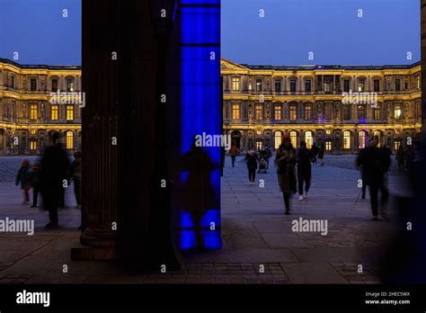 Louvre Twilight Lights Hi Res Stock Photography And Images Alamy