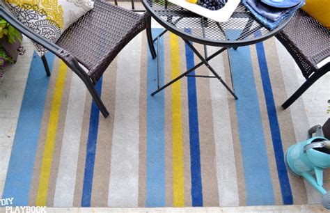How To Paint This Diy Outdoor Rug In Three Easy Steps Diy Playbook