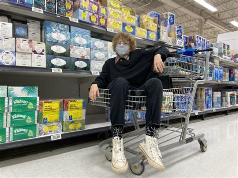 TW Pornstars - 2 pic. Margo 🪐. Twitter. i’ll be streaming in an hour at