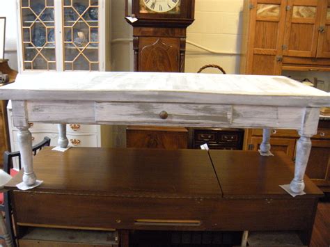 Measuring 18 h x 39.25 w x 39.25 d, it comes in the perfect size to pair with most couches. Whitewashed coffee table, drawer for remote control :) # ...