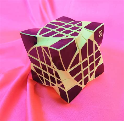 4x4x4 Curvy Mirror Cube Twisty Puzzles Twisty Cubes Custom