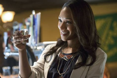 Candice Patton Teases Iris’ Role In ‘arrow ’ ‘the Flash ’ ‘supergirl