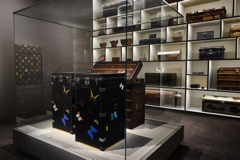 Louis Vuitton Volez Voguez Voyagez Exhibition In New York Les FaÇons