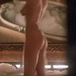 Jamie lee curtis nude trading places