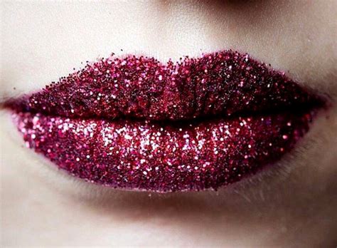 Trendy Makeup Ruby Red Glitter Lips At Atelier