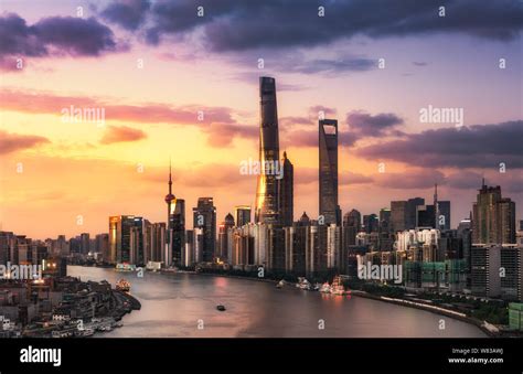 Skyline Von Puxi Den Fluss Huangpu Und Dem Finanzviertel Lujiazui Mit