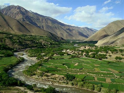 Pin By Ashraf Bayan On Afghanistan Afghanistan Landscape Cool Places