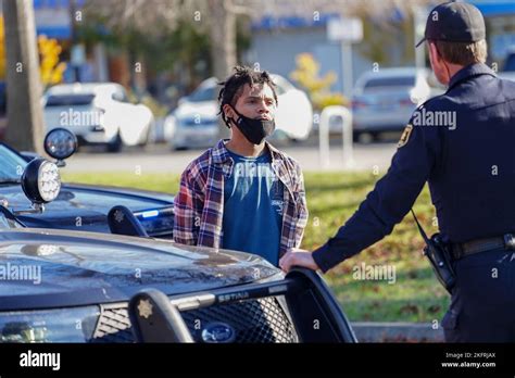 the suspect was arrested by police a traffic violation suspect was pulled over by seven cop