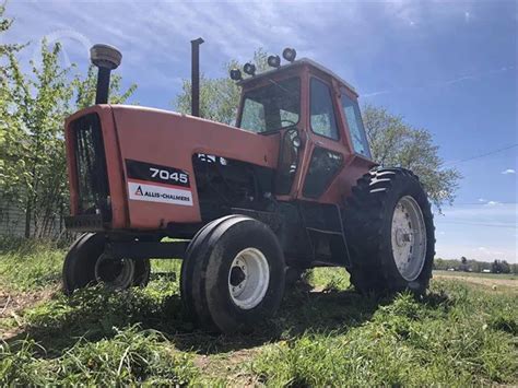 1978 Allis Chalmers 7045 Old 20 Auctions