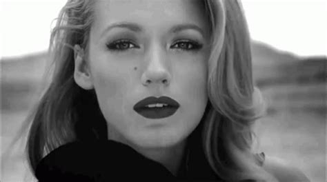 Blakelively Gif Blakelively Discover Share Gifs