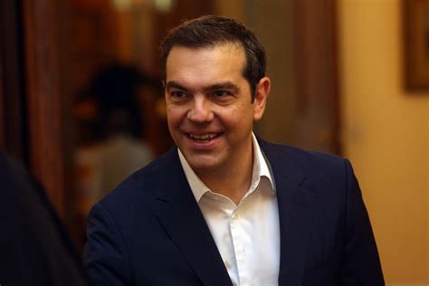 H σελίδα δημιουργήθηκε για την κριτική στήριξη της κυβέρνησης του αλέξη τσίπρα. Περιοδεία του Αλέξη Τσίπρα στα Δωδεκάνησα | in.gr