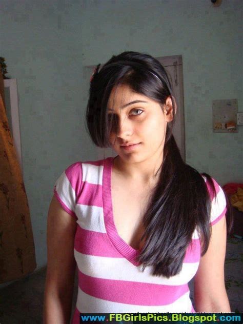 Facebook College Girls Chicks Profile Photo Collection Pack 8 Beautiful And Cute Facebook