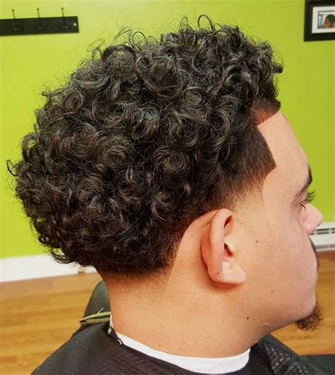 46 Blowout Haircuts: Classy Hairstyle For Men [2019 Update] | Blowout