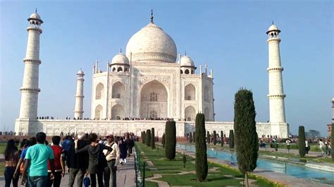 Taj Mahal Real In Agra Youtube