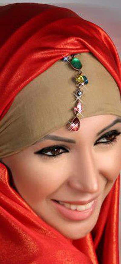 Naked Girls Arabian Woman In Stylish Hijab