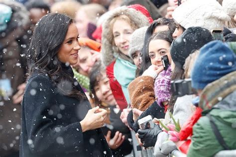 Meghan Markle Suffers Wardrobe Malfunction In Bristol Aide Rushes To
