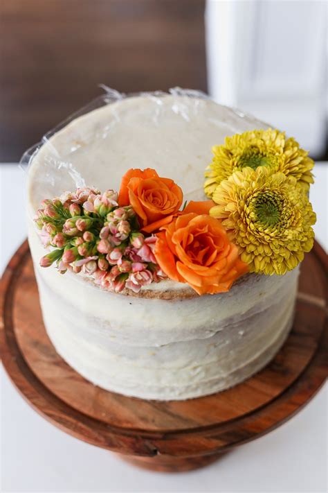 How To Safely Decorate A Cake With Flowersdecorating A Cake With