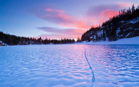 Frozen Lake Wallpapers Top Free Frozen Lake Backgrounds Wallpaperaccess