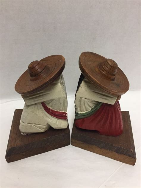 Carved Folk Art Wood Bookends Mexican Man Woman Siesta Sombrero Vintage