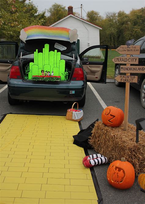 My Trunk Or Treat Display From Last Year Trunk Or Treat Trunker