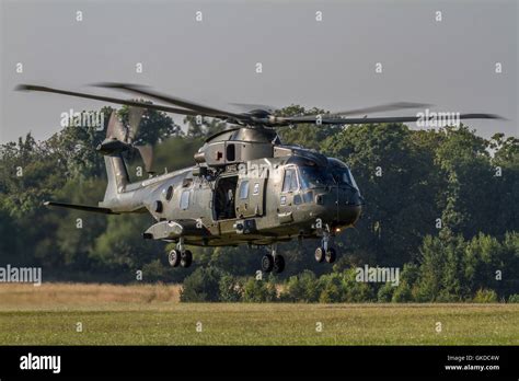 Royal Navy Commando Helicopter Force Chf Agusta Westland Aw101 411