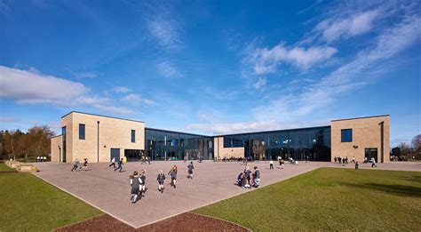 Oakbank Primary School — Holmes Miller Architectural Practice