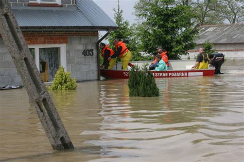 Największe Powodzie W Polsce Galeria Foto
