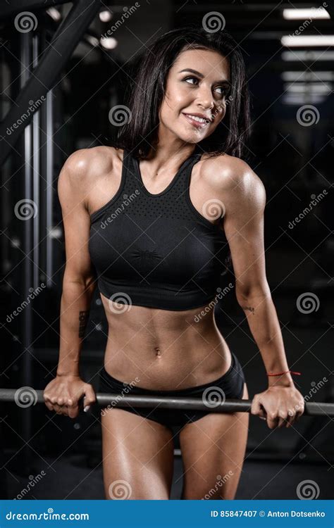 Brunette Fitness Wet Woman After Workout In The Gym Stock Image Image Of Caucasian Heavy