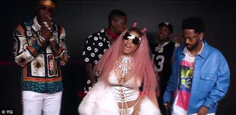 Nicki Minaj Flaunts Her Curves In Yg S Big Bank Video As She Raps About Bagging Eminem