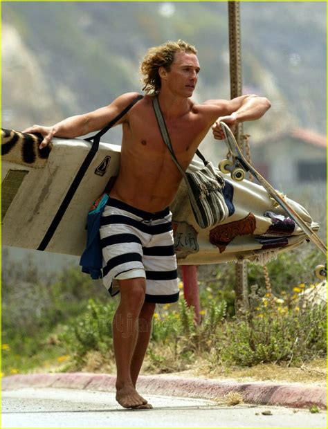 Surfs Up For Mcconaughey Photo 194441 Matthew Mcconaughey Pictures