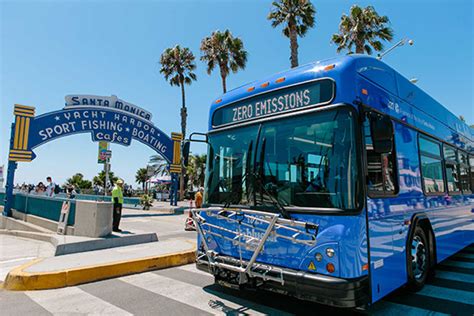 City Of Santa Monicas Big Blue Bus Rolled Out Its First Ever Battery
