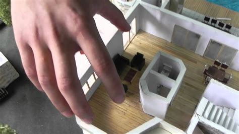 Este diseño es apto para terrenos entre medianeras de 10 x 20 metros y posee 4. Día de la Educación Técnica.Maqueta de Casa de Dos Plantas ...