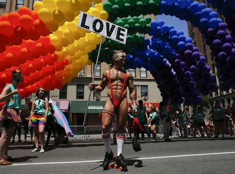 All The Best Pictures From New Yorks Annual Lgbt Pride Parade March Metro News