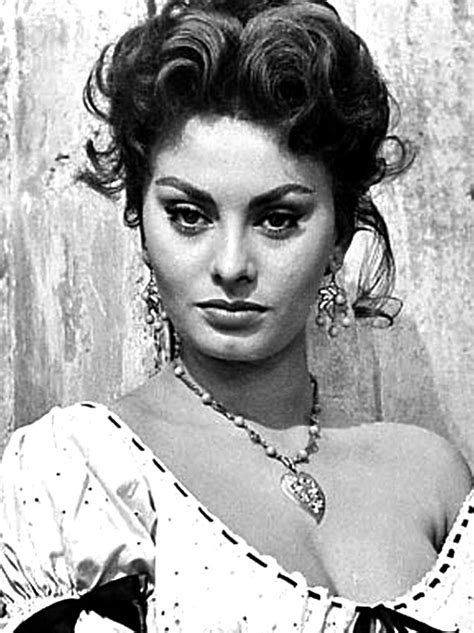 Sophia Loren Life In Italy