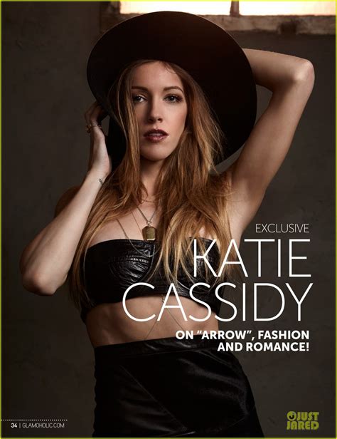Katie Cassidy Is A Glamoholic With Her Bare Midriff Photo 3076577