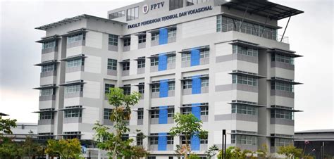 Institut latihan dewan bandaraya, no. FPTV, UTHM dan Universitas Negeri Yogyakarta, Indonesia ...