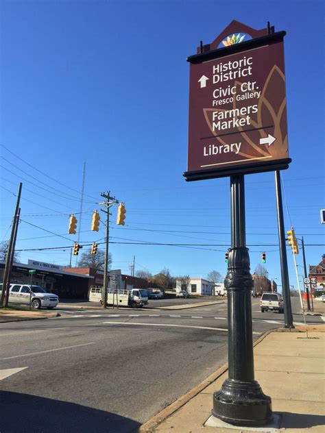 Wayfinding signs installed in downtown Statesville | News | statesville.com