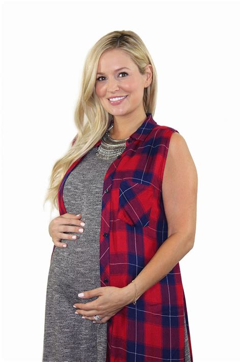 Pregnant Emily Maynard Talks Battling Morning Sickness Picking A Name