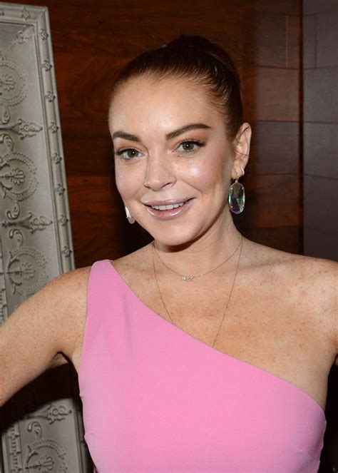 Lindsay Lohan On Backstage At Rachael Ray Show In New York 01082019 Hawtcelebs