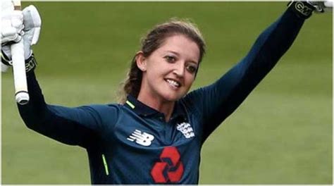 Trailblazer Sarah Taylor Becomes First Woman Coach In Mens Professional