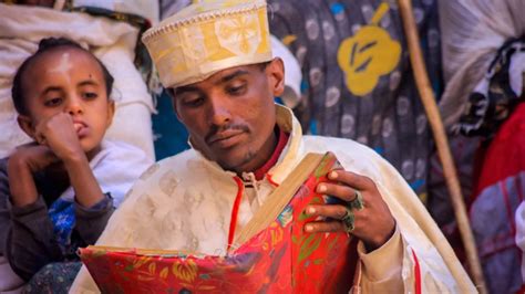 Ethiopian Orthodox Tewahedo Classic Mezmur አንደበቴም ያውጣ Andembetem