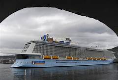 What You Need To Know About Norwegian Cruise Ship Rogue Wave