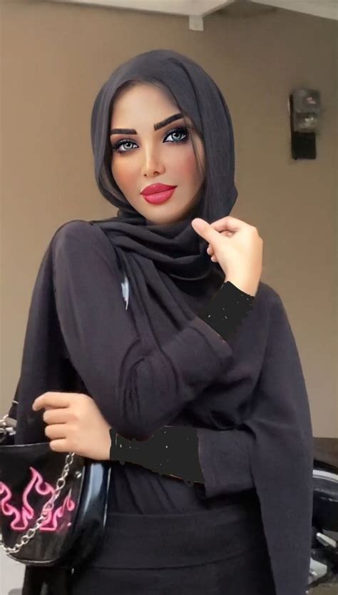 pin by lorenzo hammonds on beautiful hijab in 2022 hijab fashion fashion beautiful hijab