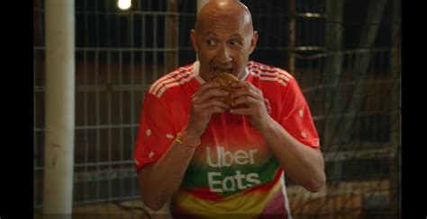 L'ancien attaquant argentin du psg et de l'as monaco, devenu l'un des consultants préférés des français (bein sports), monsieur omar da fonseca ! "Parlons foot, euh, bouffe" : Uber Eats dévoile sa ...